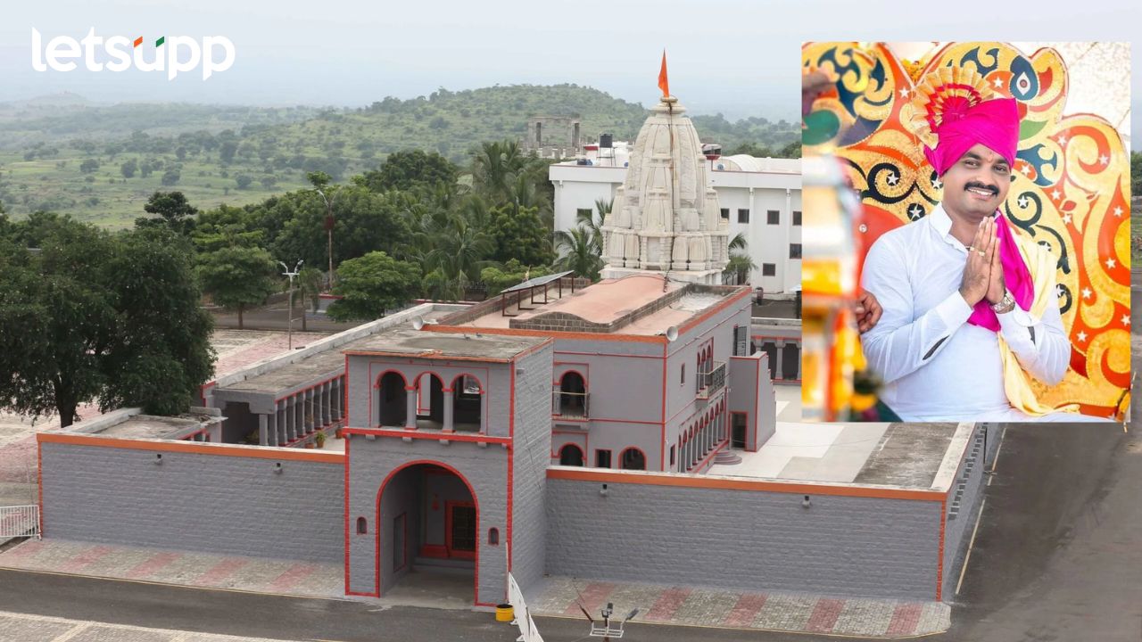भगवान गडाचे चौथे मठाधिपती ठरले; महंत नामदेव शास्त्रींकडून घोषणा… Farmer End His Life Daughter Wrote Letter To Cm Eknath Shinde
