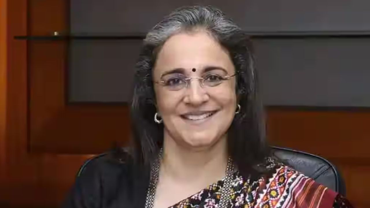 सेबी प्रमुख माधवी पुरी बुच यांना लोकलेखा समितीचे समन्स; चौकशी होणार? Madhavi Puri