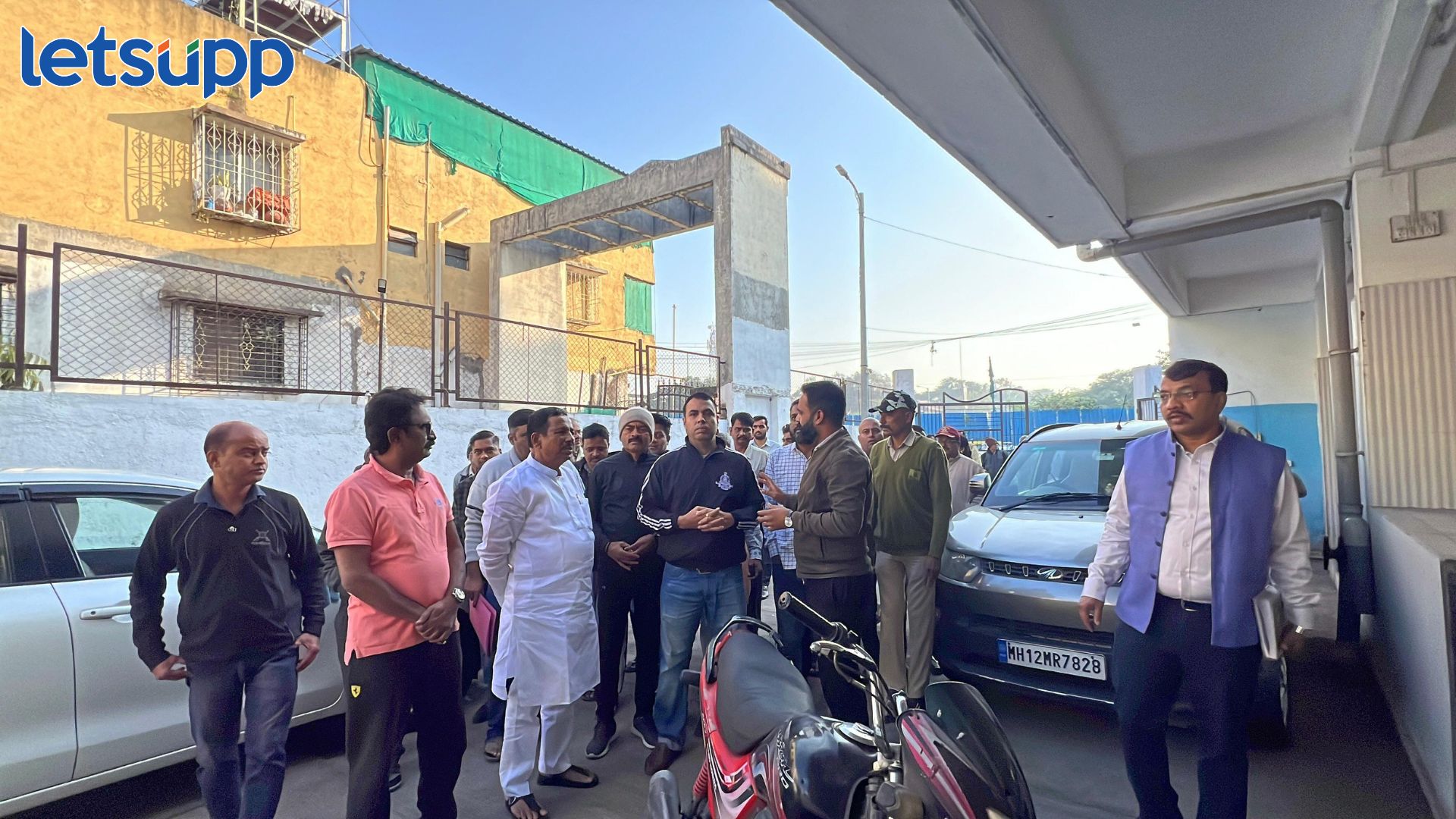विकासाच्या मुद्द्यावर आमदार बापूसाहेब पठारे ॲक्शन मोडवर, अतिरिक्त महापालिका आयुक्तांसोबत मतदारसंघाची पाहणी Bapusaheb Pathare