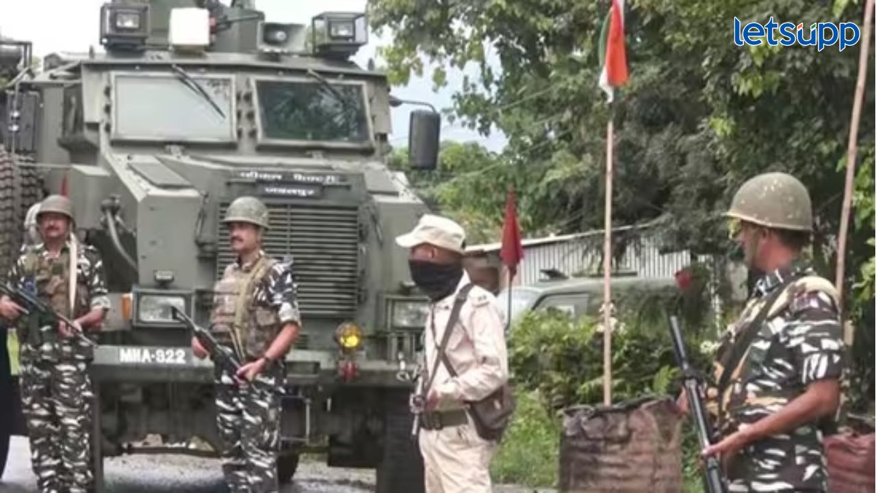 Manipur : मणिपूरमध्ये सुरक्षा दलाची मोठी कारवाई; चकमकीत 11 संशयित दहशतवाद्यांचा खात्मा Manipur