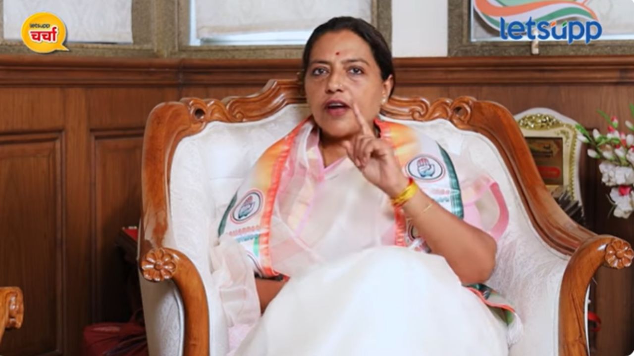 Video: काही लोकांच्या ब्लॅकमेलला कंटाळून कंपनी मालकाची आत्महत्या, यशोमती ठाकूर यांचा गौप्यस्फोट Video: काही लोकांच्या ब्लॅकमेलला कंटाळू कंपनी मालकाची आत्महत्या, यशोमती ठाकूर यांचा गौप्यस्फोट