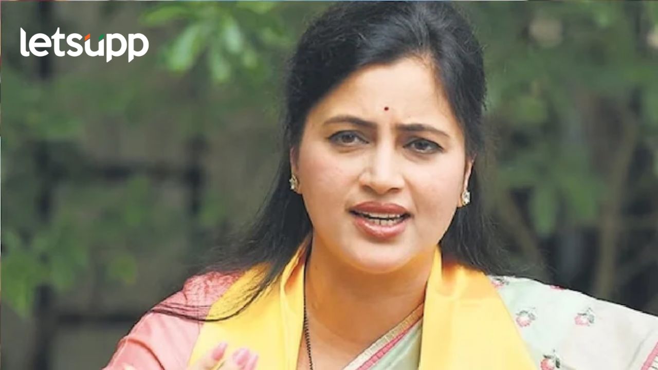 मोठी बातमी! नवनीत राणांच्या प्रचारसभेत राडा; अंगावार खुर्च्या फेकल्या, पोलिसांत तक्रार दाखल मोठी बातमी! नवनीत राणांच्या प्रचारसभेत राडा; अंगावार खुर्च्या फेकल्या, पोलिसांत तक्रार दाखल