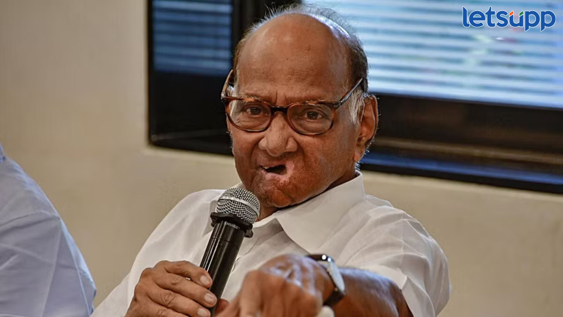 पक्ष फोडणारे दोन-तीन लोक, पराभव करा, शरद पवारांचा परळीत रोख कुणाकडे? Sharad Pawar