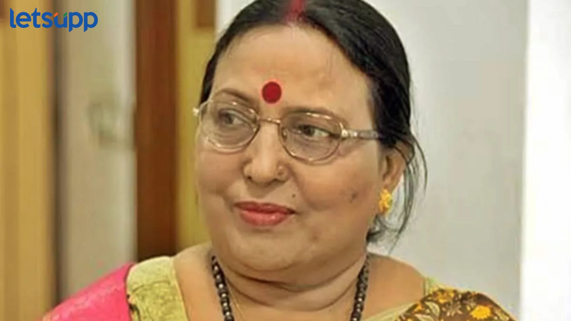 Sharda Sinha Death : मोठी बातमी! प्रसिद्ध लोकगायिका शारदा सिन्हा यांचे निधन Sharda Sinha Death : मोठी बातमी! प्रसिद्ध लोकगायिका शारदा सिन्हा यांचे निधन