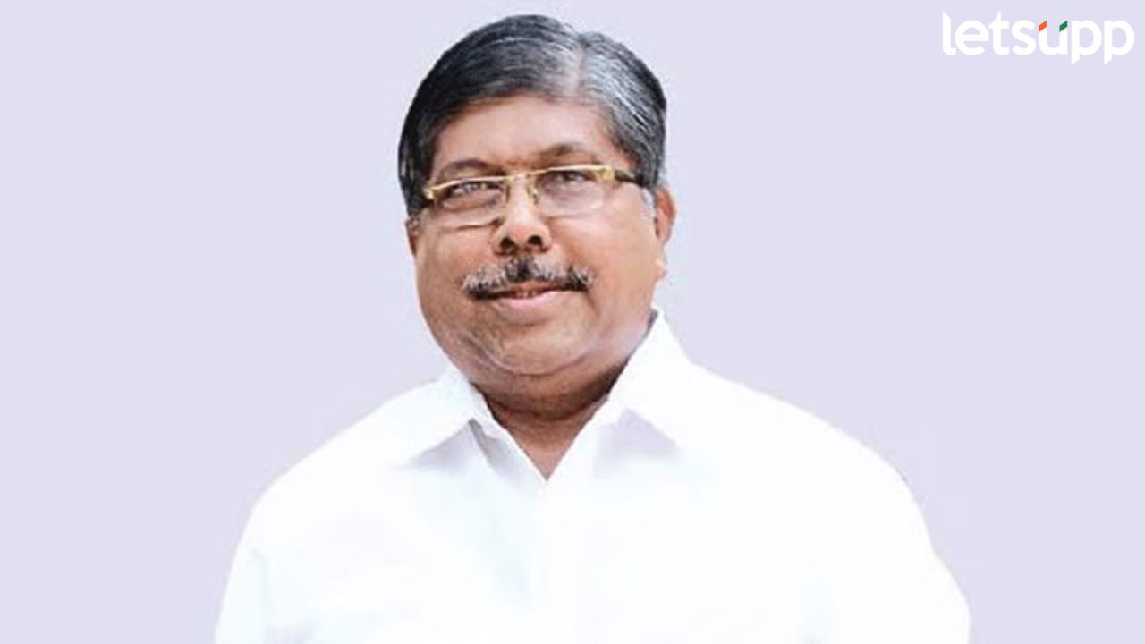 सापळ्यामध्ये कधी चुकून माणूस अडकतो ; तावडेंवरील आरोपांवर चंद्रकांत पाटलांचं वक्तव्य Chandrakant Patil