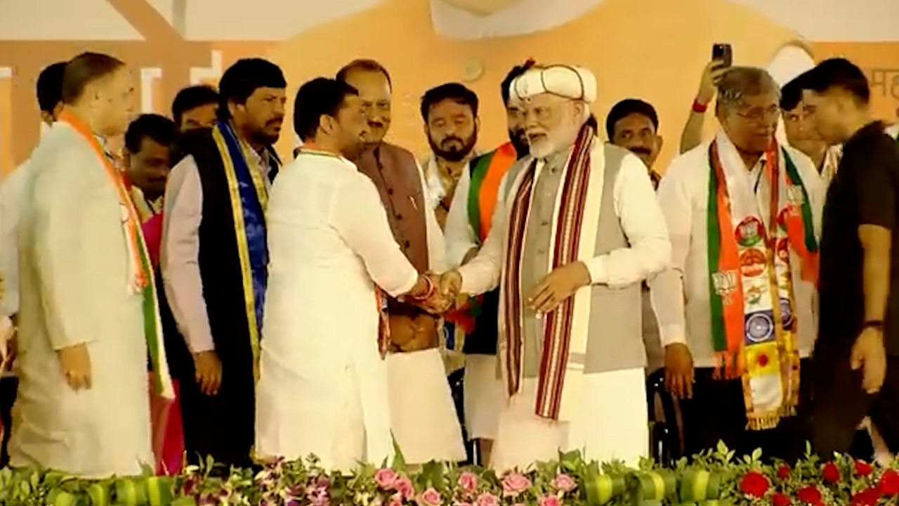 आमदार सुनील शेळकेंना PM मोदींचे आशीर्वाद; निवडणुकीत विजयाचा विश्वास.. Pune News