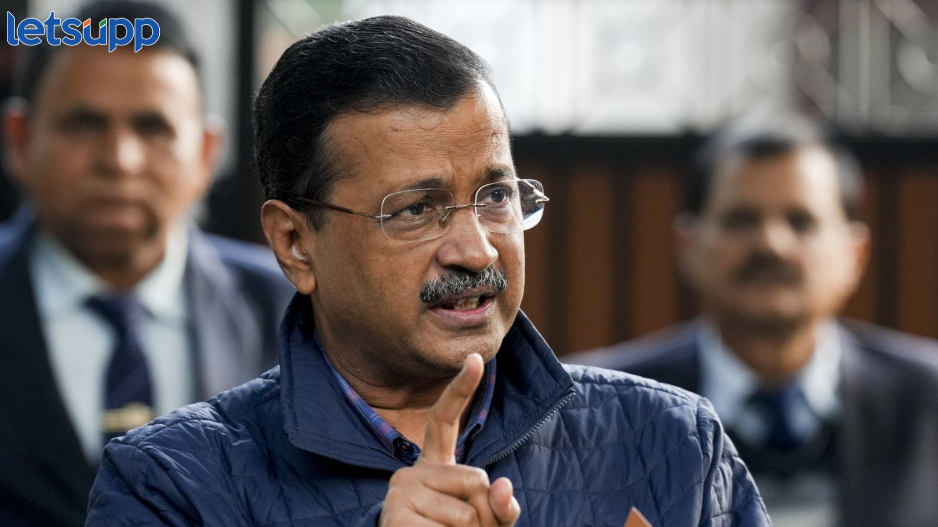 दिल्लीत राजकीय भूकंप! आठ आमदारांची आम आदमी पक्षाला सोडचिठ्ठी; केजरीवालांवर खापर Arvind Kejriwal