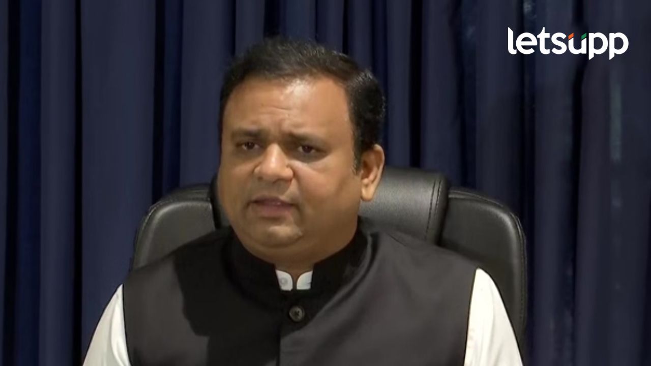 मोठी बातमी! विधानसभेच्या अध्यक्षपदी पुन्हा एकदा राहुल नार्वेकर; आवाजी मतदानाने झाली निवड मोठी बातमी! विधानसभेच्या अध्यक्षपदी पुन्हा एकदा राहुल नार्वेकर; आवाजी मतदानाने झाली निवड
