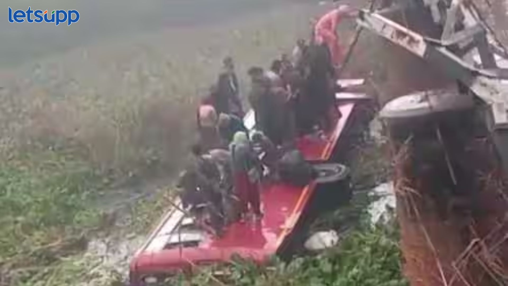 पंजाबमध्ये भीषण अपघात, बस नाल्यात पडली, 8 जणांचा मृत्यू; 21 जखमी Punjab Bus Accident