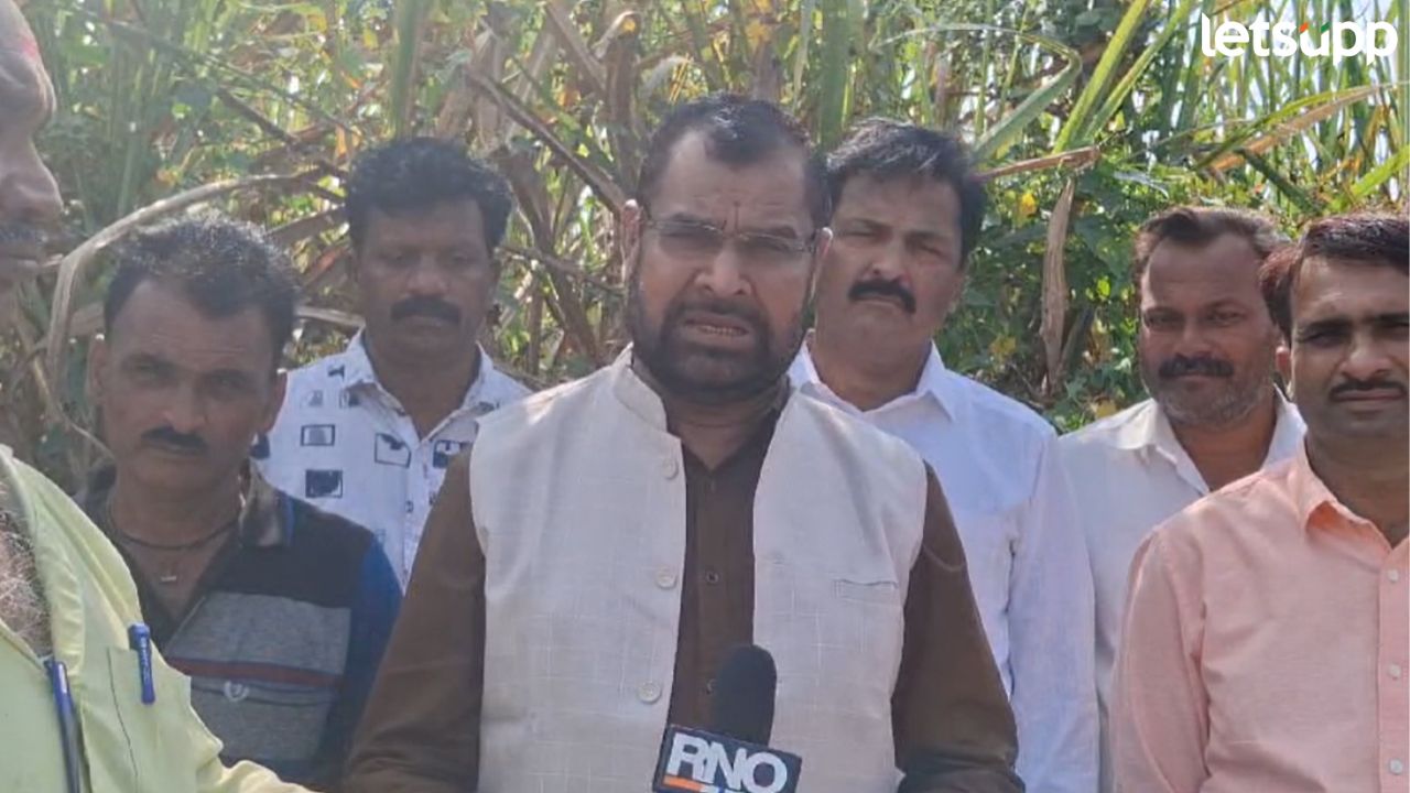 बाबा आढावांच्या खांद्यावर बंदूक ठेवून महायुतीच्या विरोधात वातावरण निर्मिती; सदाभाऊ खोतांनी महाविकास आघाडीला घेरलं Sadabhau Khot