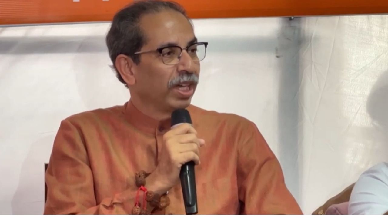 ‘भाजपला वाटतेय उद्धव ठाकरेंची भीती’, “ये डर अच्छा है”, हिंदीच्या मु्द्द्यावर ठाकरे गटाचा टोला Uddhav Thackeray (1)