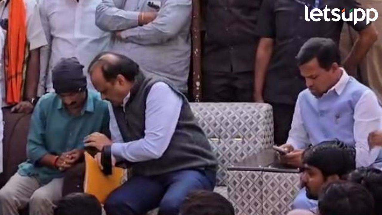 मास्टरमाइंड कोणीही असला तरी त्याला शोधून काढणार; अजित पवार यांचे संतोष देशमुखांच्या कुटुंबाला आश्वासन Ajit Pawar Mssajog