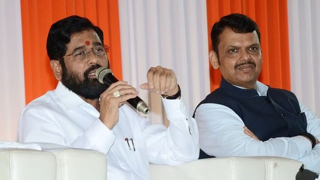 तबल्याचा ताल हरपला! CM फडणवीस आणि उपमुख्यमंत्री शिंदेंनी उस्ताद झाकीर हुसेन यांना वाहिली श्रद्धांजली Cm Dcm