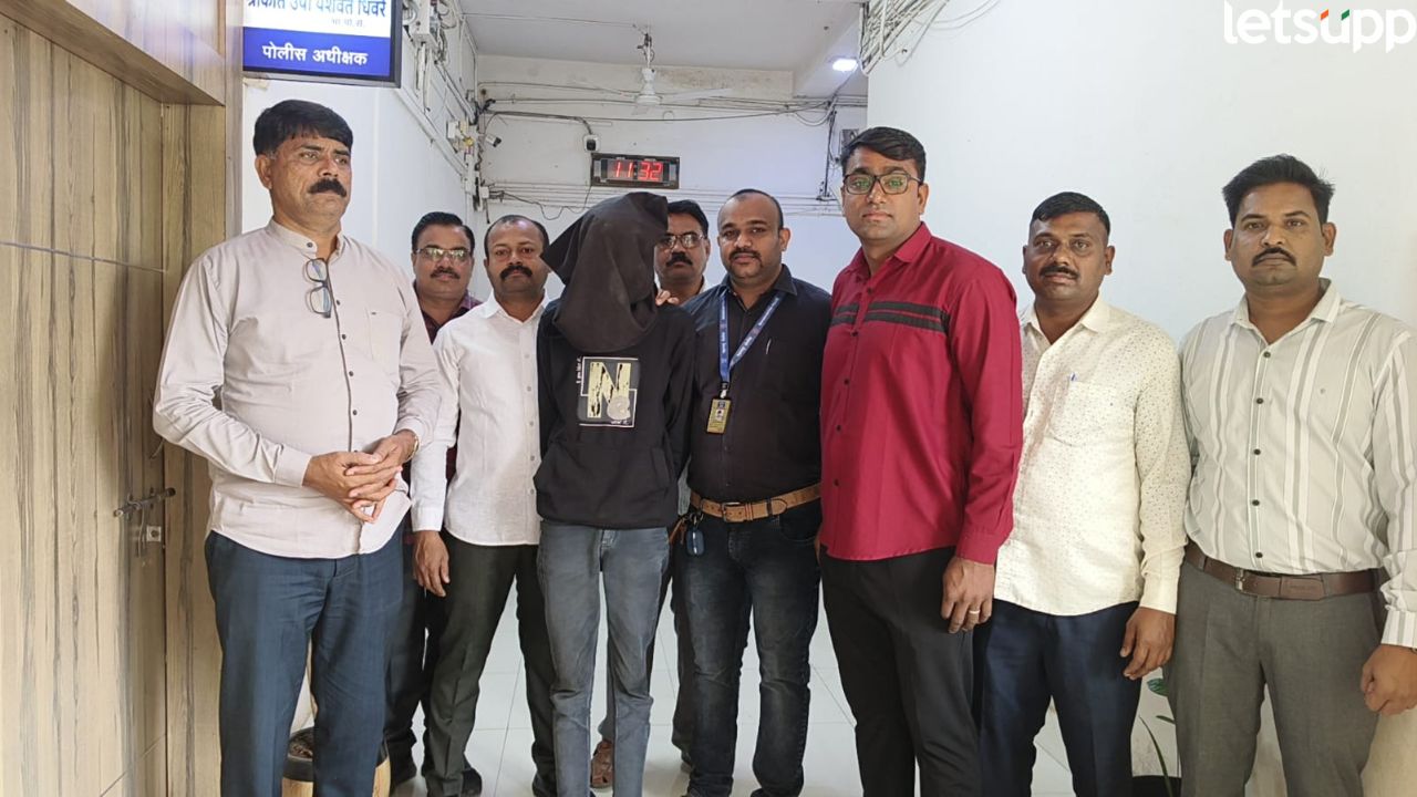 स्नॅपचॅटवर प्रेम, मग शरीरसंबंध; तरूणाकडून अश्लील व्हिडिओ व्हायरल करण्याची धमकी, पोलिसांनी आवळल्या मुसक्या Dhule