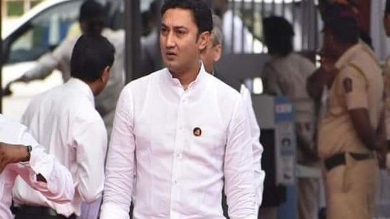 “मंत्री असल्यानेच धनंजय मुंडेंना संरक्षण, वाल्मिक कराड फार..”, आ. क्षीरसागरांचा मोठा दावा Sandip Kshirsagar