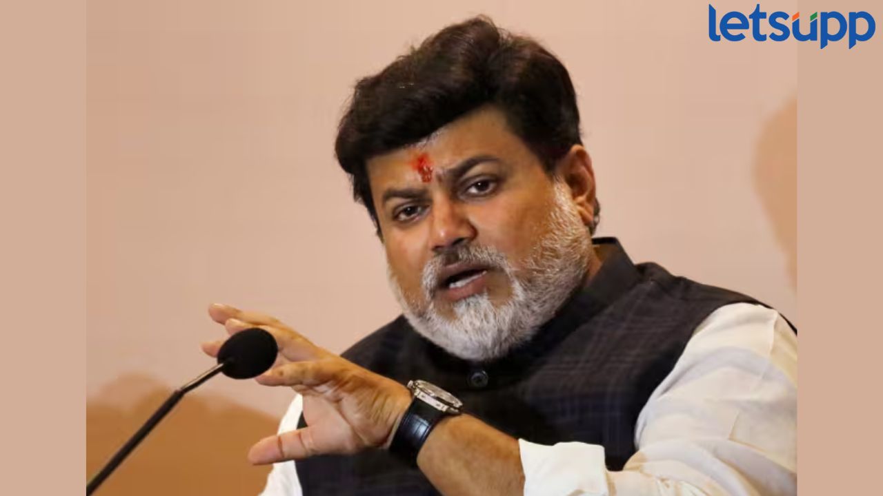 ईव्हीएमच्या नावावर बोंबाबोंब, लोकांची माथी भडकवायची…हा डाव; उदय सामंतांचा विरोधकांवर निशाणा Uday Samant (2)
