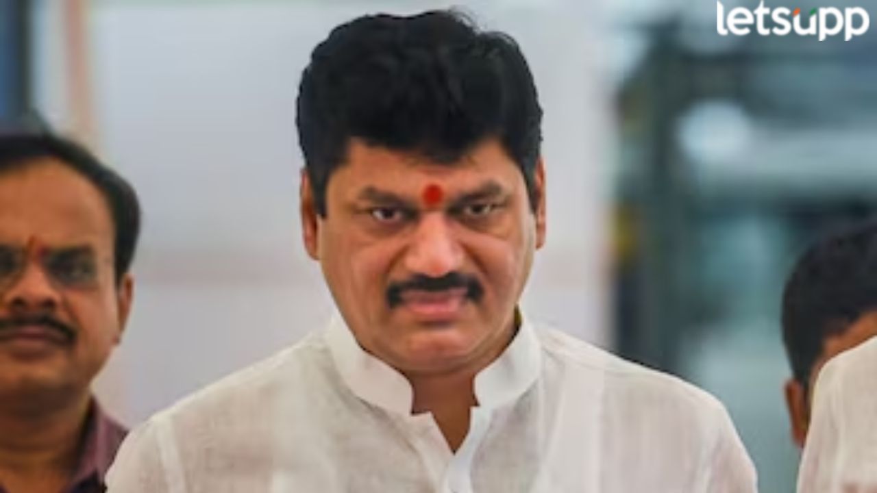 धनंजय मुंडे भगवानगडावर मुक्कामी, नामदेव शास्त्रींकडून काय सल्ला घेणार? Dhananjay Munde (4)