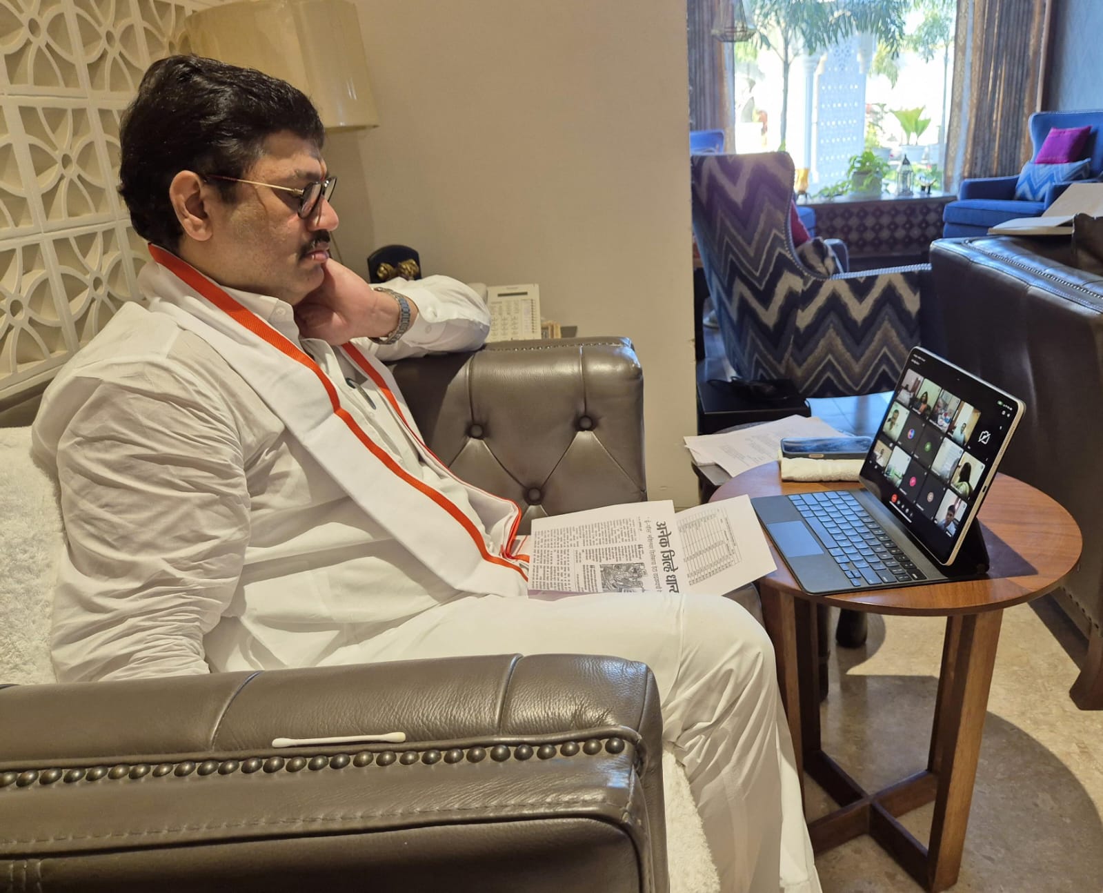 मंत्री धनंजय मुंडे ॲक्शन मोडवर, पुरवठा विभागाच्या बैठकीत 100 टक्के धान्य वितरणाचे दिले निर्देश Dhananjay Munde