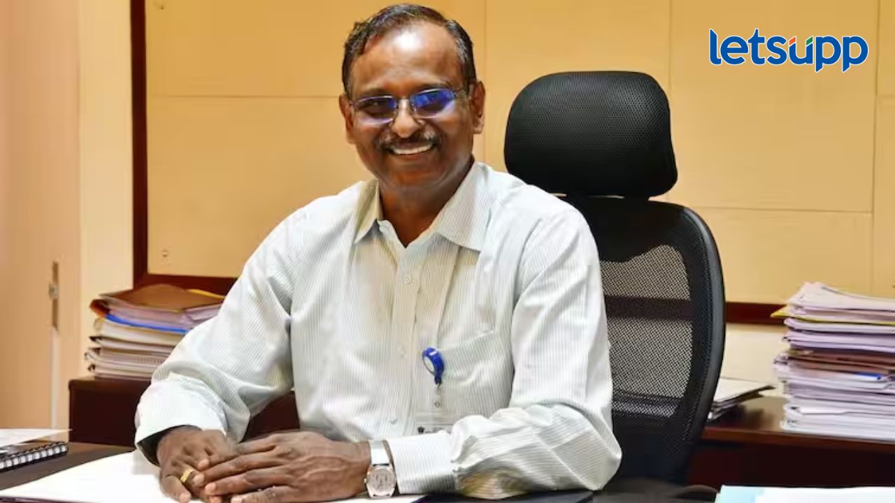 ISRO : शास्त्रज्ञ व्ही नारायणन इस्रोचे नवे अध्यक्ष; 14 जानेवारी रोजी एस सोमनाथ यांची जागा घेणार ISRO : शास्त्रज्ञ व्ही नारायणन इस्रोचे नवे अध्यक्ष; 14 जानेवारी रोजी एस सोमनाथ यांची जागा घेणार
