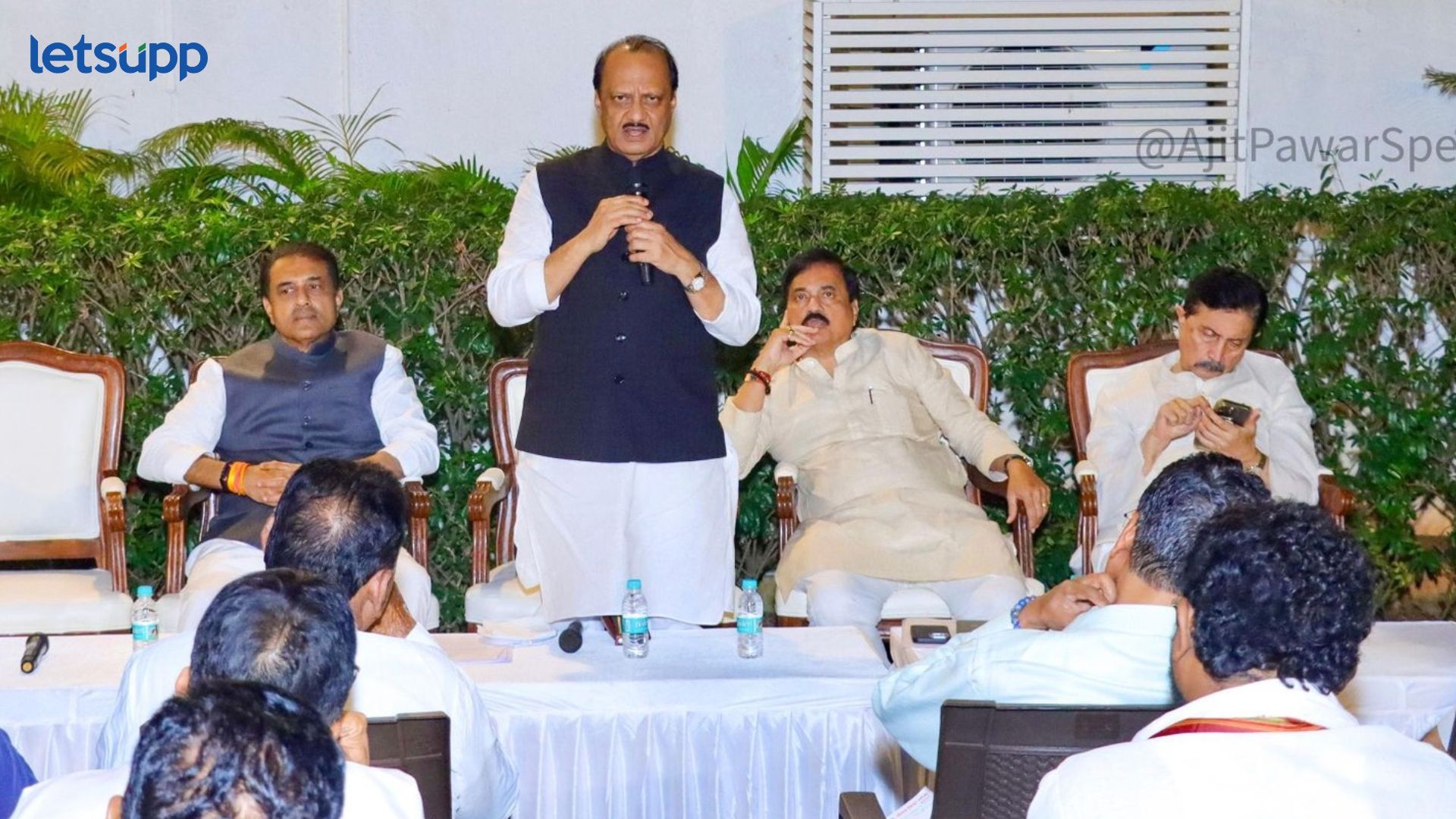 बैठकीला आले, पुढे बसले… रामराजे-अजितदादांचं कुठल्या मुद्द्यांवर जुळलं? Ramraje Naik Nimbalkar