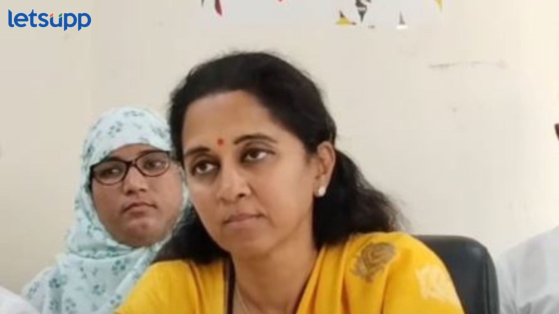 400 कोटी रुपयांचा पीक विमा घोटाळा, सरकार मान्य करते पण…, सुप्रिया सुळेंचा हल्लाबोल Supriya Sule