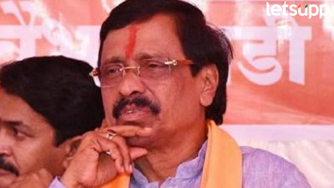 बीड जिल्हाच केंद्रशासित करा, तेथे हैवानांचा हैदोस; विनायक राऊतांची मागणी Vinayak Raut