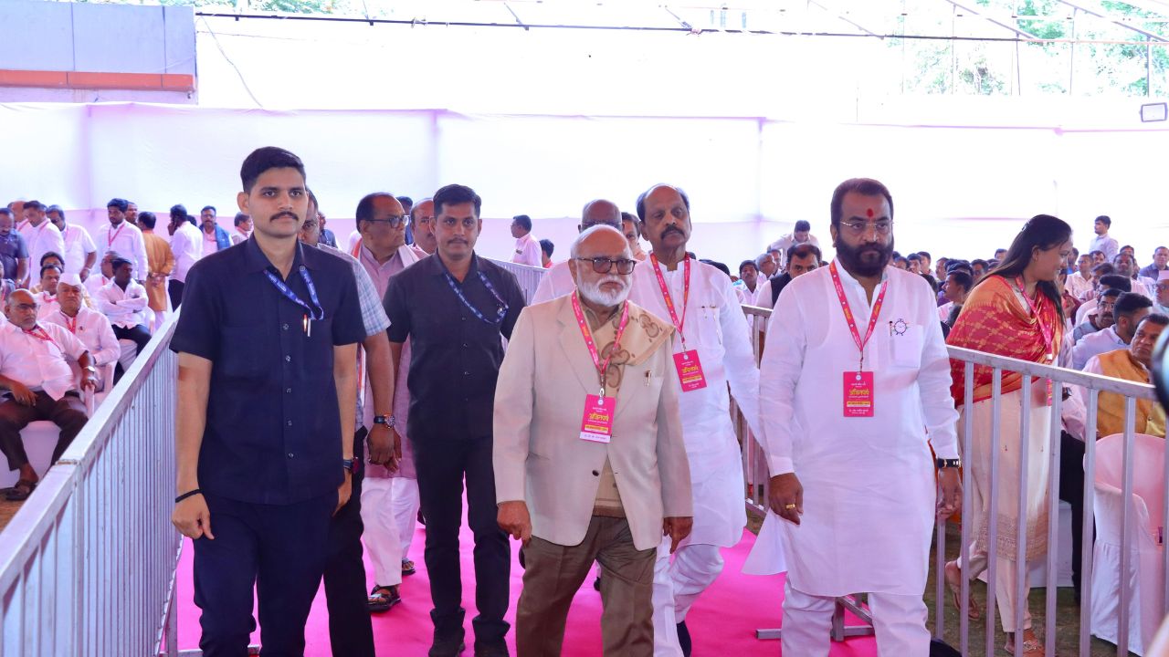 अजितदादांच्या दोन शिलेदारांची फिल्डिंग अन् भुजबळ थेट शिर्डीत; नाराजी मात्र कायम Chhagan Bhujbal