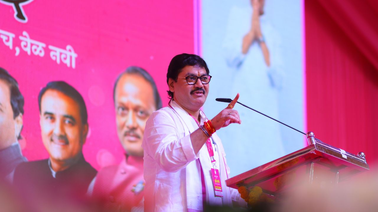 “पाया पडून अजितदादांना सांगितलं पहाटेची शपथ घेऊ नका पण..”, धनंजय मुंडेंचा गौप्यस्फोट Dhananjay Munde 2