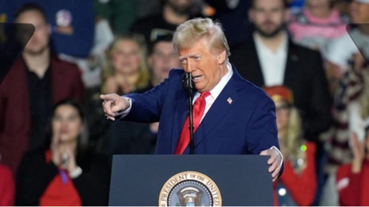 अमेरिकेत आता Income Tax नाही! तिजोरी भरण्यासाठी ट्रम्प यांचा मास्टरप्लॅन रेडी.. Donald Trump