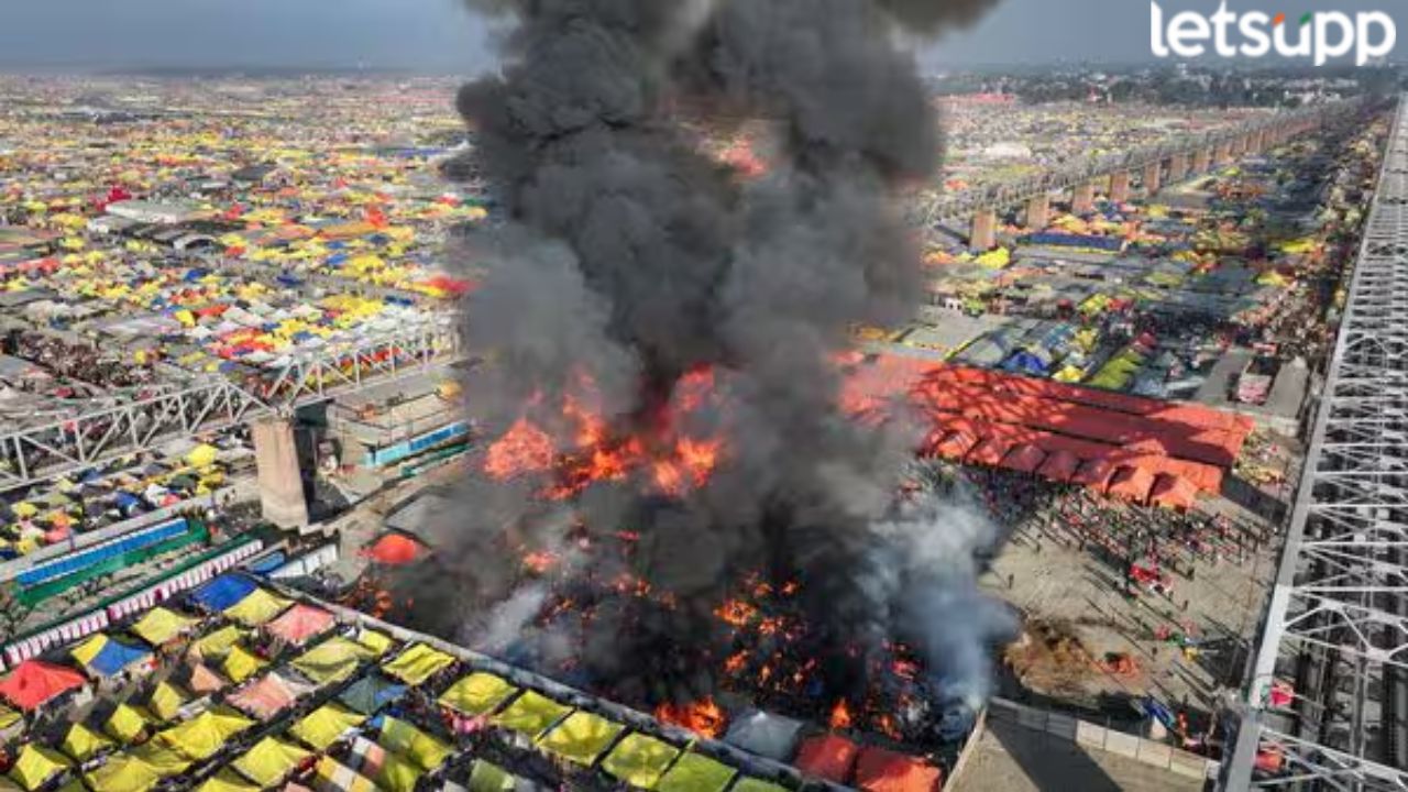 Mahakumbh 2025 : महाकुंभात भीषण आग, आकाशात काळ्या धुराचे लोट; अनेक तंबू जळून खाक Mahakumbh (11)