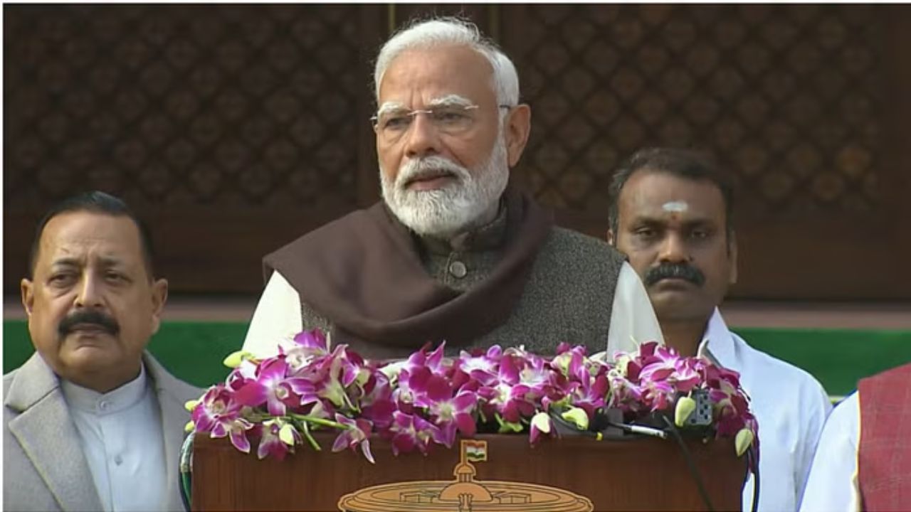 “2014 नंतरचे पहिलेच अधिवेशन ज्यात विदेशातून..”, PM मोदींचा विरोधकांवर हल्लाबोल Pm Modi