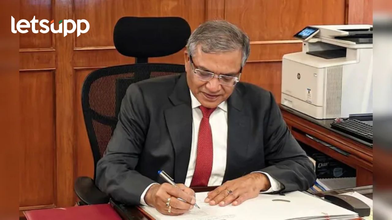 मोठी बातमी! ज्येष्ठ सनदी अधिकारी ज्ञानेश कुमार यांची देशाच्या मुख्य निवडणूक आयुक्तपदी निवड मोठी बातमी! ज्येष्ठ सनदी अधिकारी ज्ञानेश कुमार यांची देशाच्या मुख्य निवडणूक आयुक्तपदी निवड