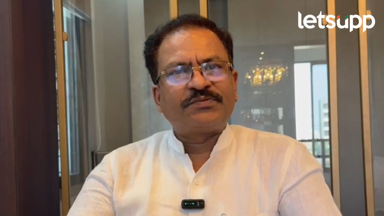 नागपुरमध्ये आंदोलक आक्रमक, प्रशांत कोरटकरचा ‘आका’ कोण? थेट पोलिसांना विचारला सवाल नागपुरमध्ये आंदोलक आक्रमक, प्रशांत कोरटकरचा 'आका' कोण? थेट पोलिसांना विचारला सवाल