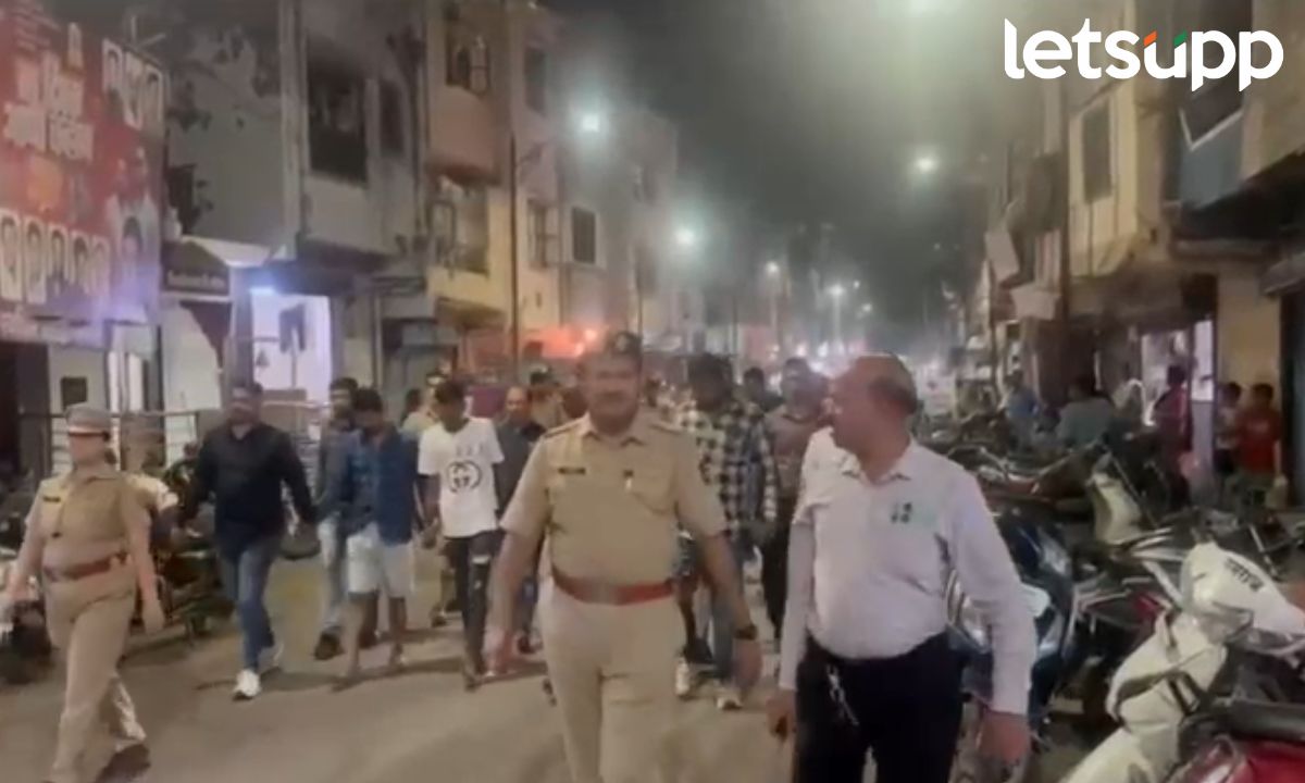 जेलमधून सुटलेल्या आरोपीची रॅली काढणाऱ्यांची तिथेच पोलिसांनी धिंड काढली Pune Police