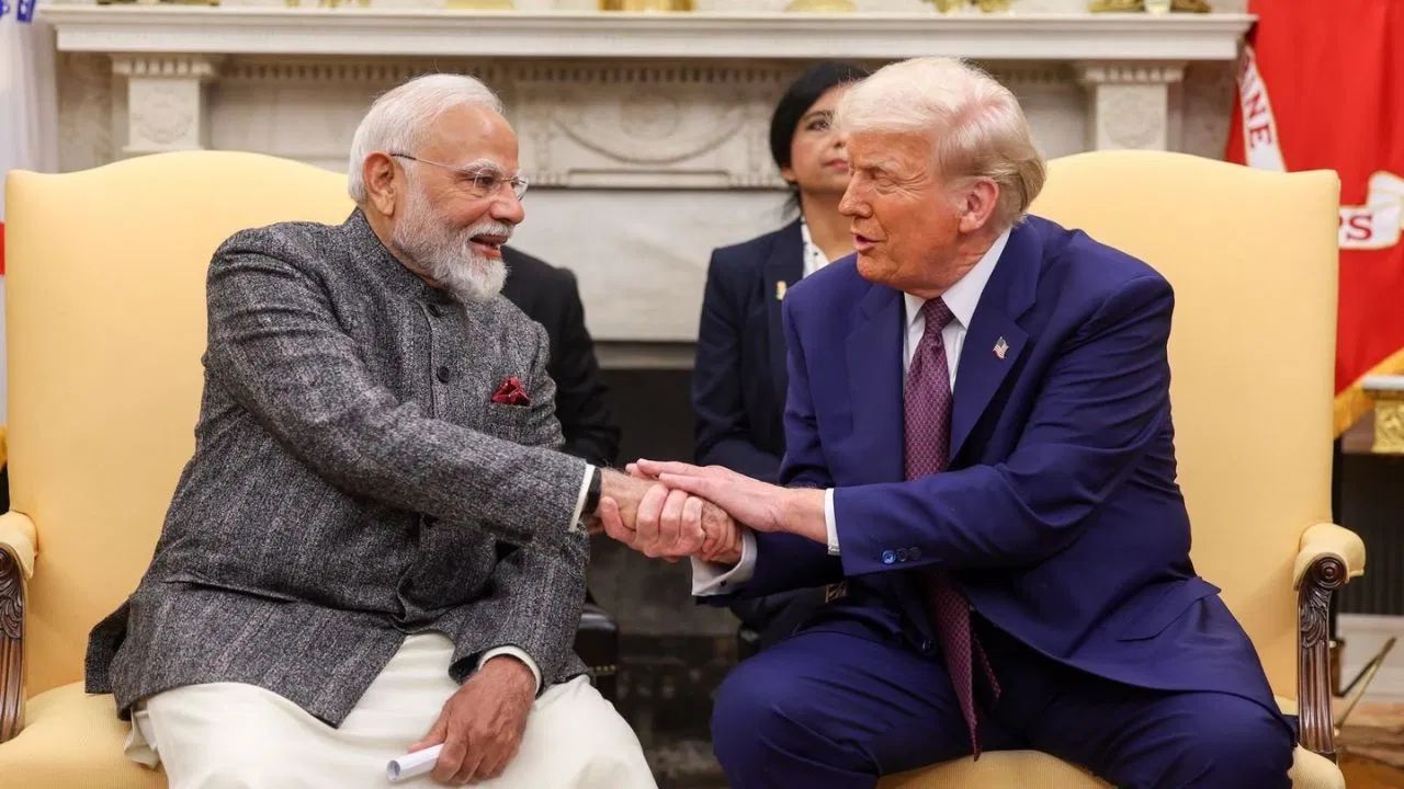 आधी टॅरिफ कार्ड आता मैत्रीचा डाव! “मोदी अन् मी नेहमीच मित्र”, ट्रम्प यांच्या मेसेजला मोदींचा खास रिप्लाय.. Donald Trump