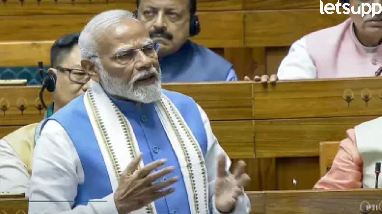 ‘गरिबांच्या झोपड्यांमध्ये फोटो सेशन’, पंतप्रधान मोदींनी साधला राहुल गांधींवर निशाणा Pm Modi (5)