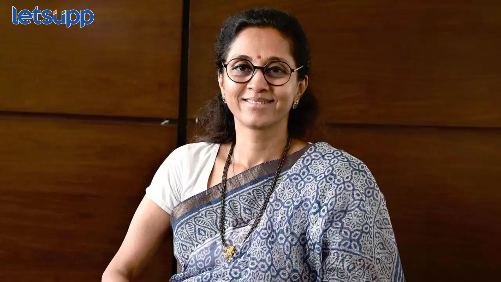 केज तालुक्यातील ‘त्या’ शिक्षकाच्या कुटुंबाला खा. सुप्रिया सुळे यांनी दिला आधार, उचलणार दोन्ही मुलांचा शैक्षणिक खर्च Supriya Sule