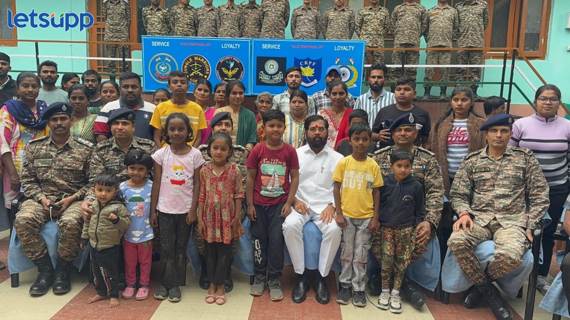 राज्यातील पर्यटकांना घेऊन निघालेले दुसरे विमान जम्मू आणि काश्मीरमधून मुंबईकडे रवाना Eknath Shinde