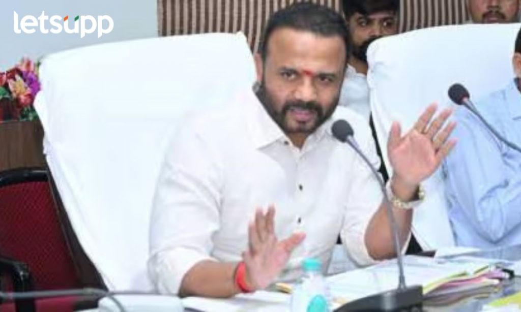 Minister Jayakumar Gore