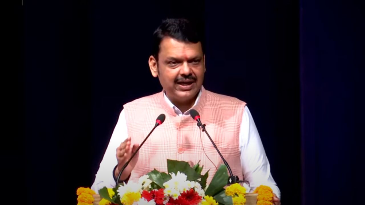 “क्रांतीवीर चापेकर स्मारक विद्यार्थ्यांना दाखवा, त्यासाठी व्यवस्था करा”; CM फडणवीसांच्या सूचना Devendra Fadnavis Jpg