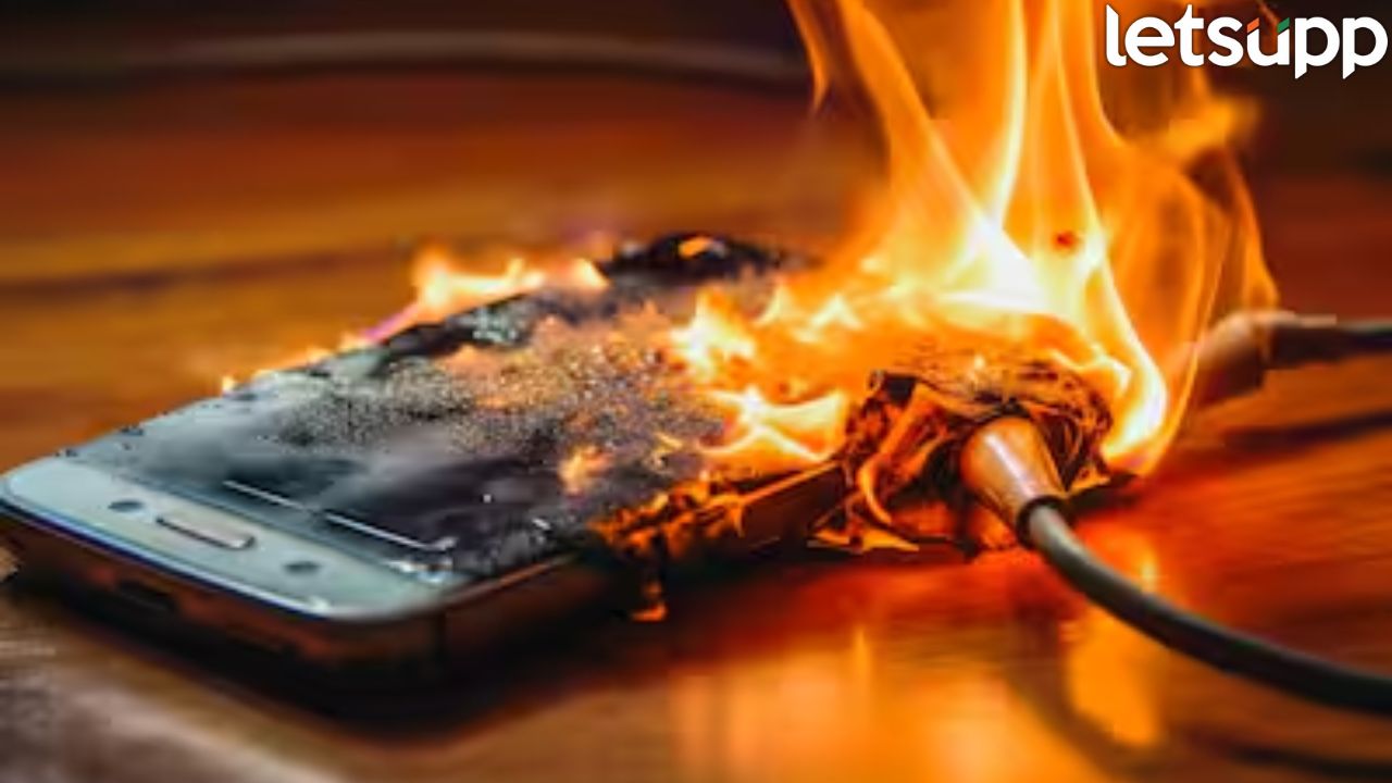 Phone Blast Issue : सावधान! तुमच्यापण फोनचा स्फोट होऊ शकतो… Phone Blast Issue