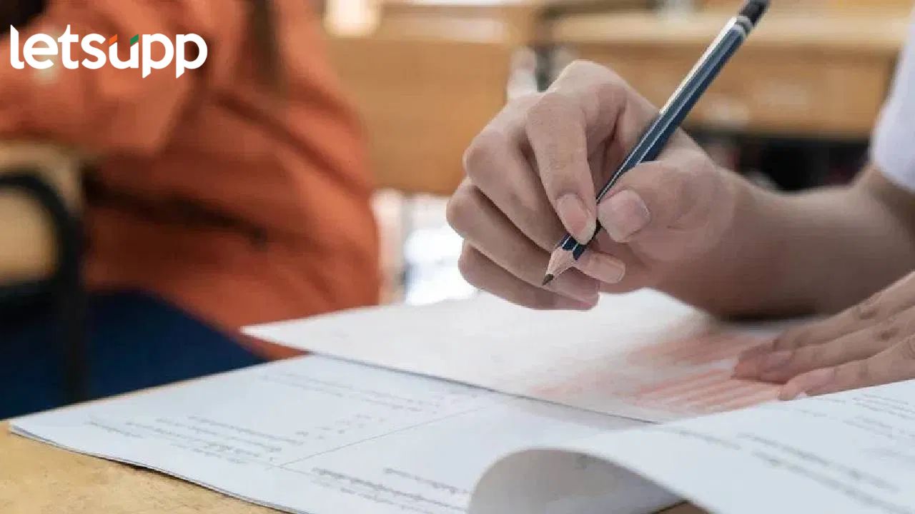 बारावी अन् दहावीच्या निकालाबद्दल मोठी बातमी, बोर्डाची संभाव्य तारीख आली समोर बारावी अन् दहावीच्या निकालाबद्दल मोठी बातमी, बोर्डाची संभाव्य तारीख आली समोर