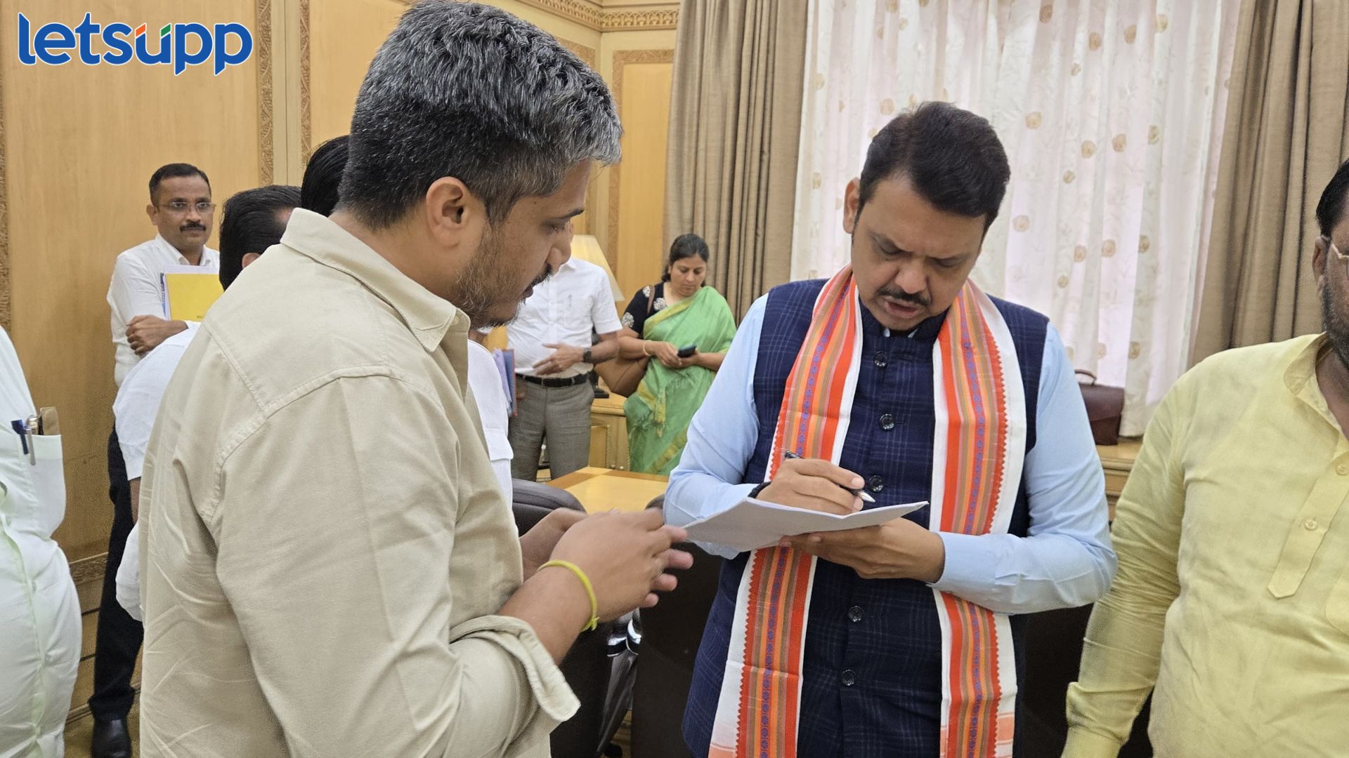 कर्जतच्या मेडिकल कॉलेजसाठी रोहितदादांची थेट फडणवीसांकडे फिल्डिंग; शिंदेंना भारी पडणार? Rohit Pawar