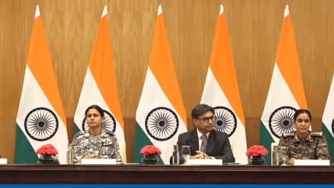 Video : 400 ड्रोनच्या माध्यमातून रेकीचा प्रयत्न; कर्नल कुरेशींनी सांगितल्या पाकिस्तानच्या कुरापती Press Jpg