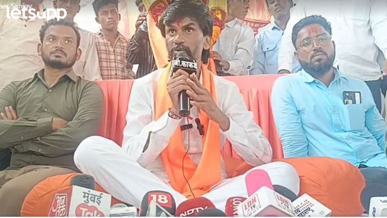 अंमलबजावणीशिवाय मुंबई सोडणार नाही; मनोज जरांगेंनी उद्याचं आजच सांगितलं… Manoj Jarange (2)
