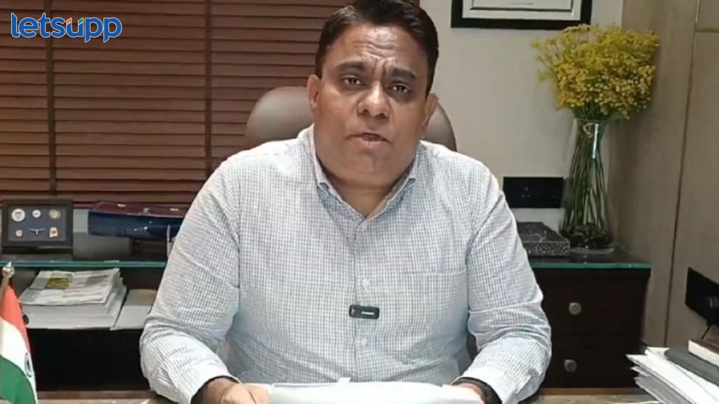 Rais Shaikh On Hindi Language