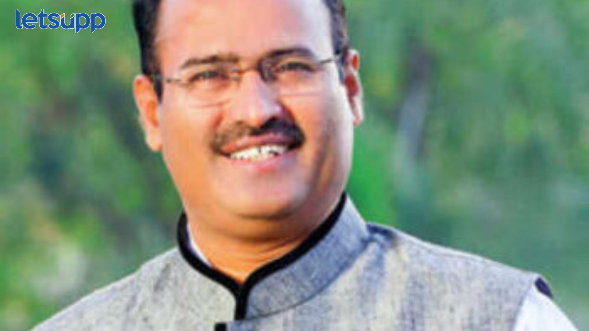 पुणे रेल्वे स्थानकाला राजमाता जिजाऊ यांचे नाव देण्यात यावे, इतिहास अभ्यासक श्रीमंत कोकाटे यांची मागणी Shrimant Kokate