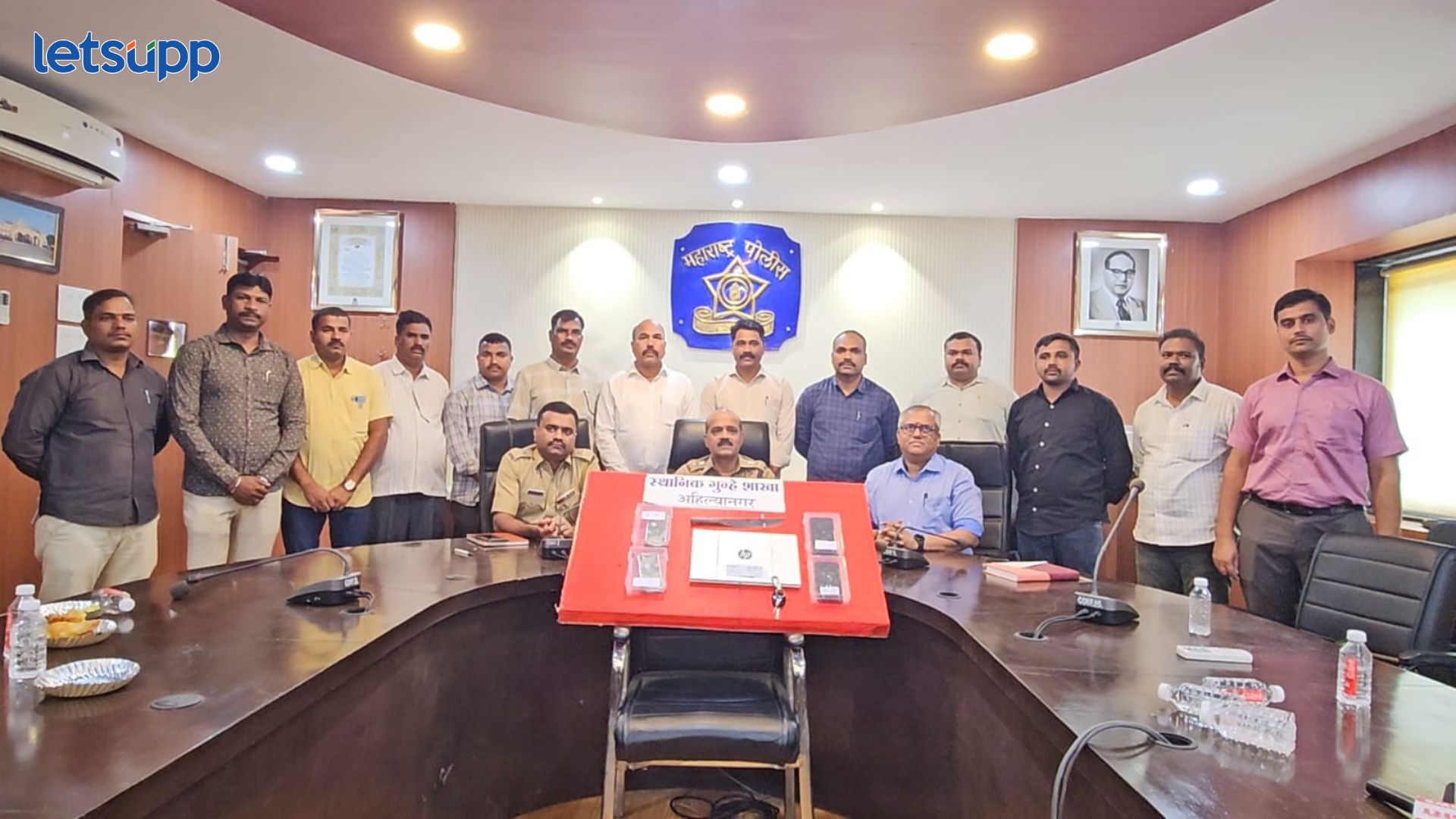 नगर- घोडेगाव रस्त्यावर प्रवाशांना लुटणाऱ्या टोळीच्या मुसक्या आवळल्या; लाखोंचा मुद्देमाल जप्त