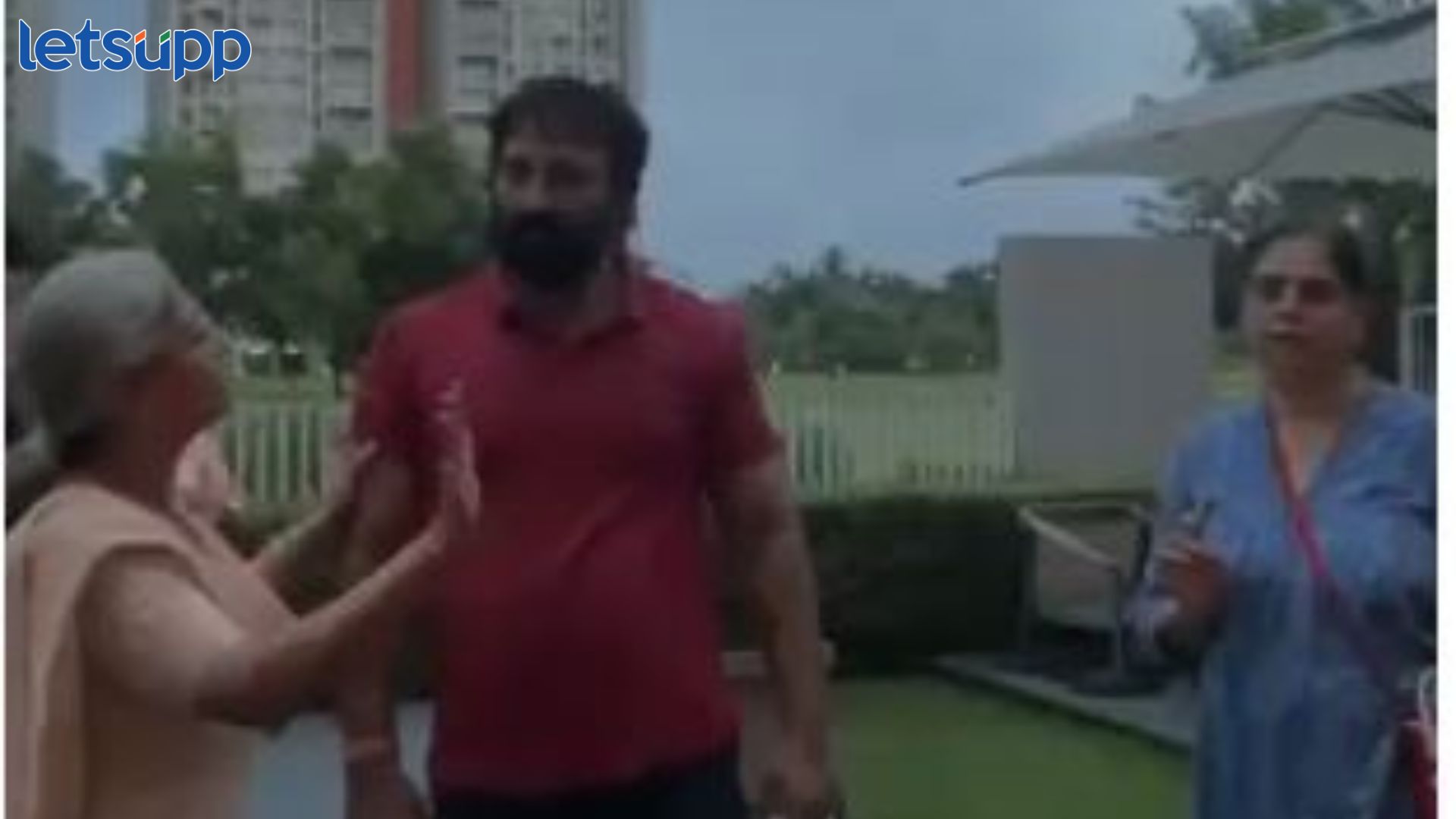 सराईत गुंडाचा माज, मुलाच्या मित्रांना बेदम चोपलं, राजकीय कनेक्शन समोर Kishor Bhegde