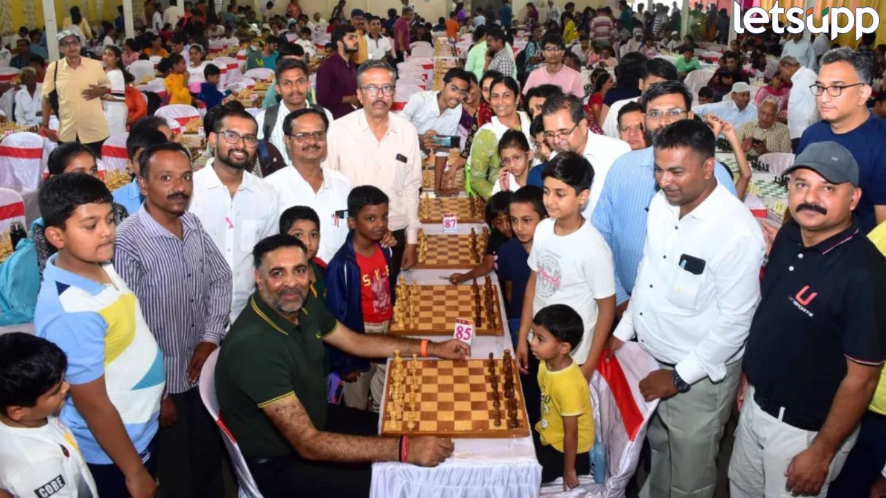 देशभरातील बुद्धिबळपटूंनी गाठले अहिल्यानगर; ‘नरेंद्रजी फिरोदिया चषक’ स्पर्धेची रंगत Narendra Firodia